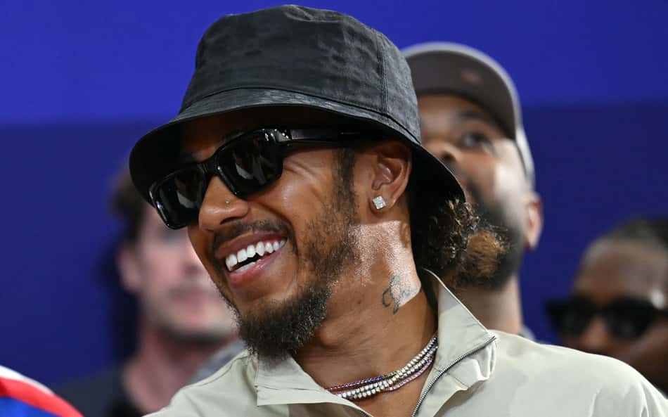 Mercedes diz que vai sentir falta de 'figura' Hamilton: 'Divertido de trabalhar junto'