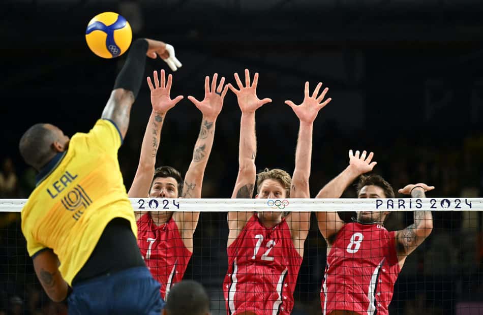 VOLLEYBALL-OLY-PARIS-2024-USA-BRA