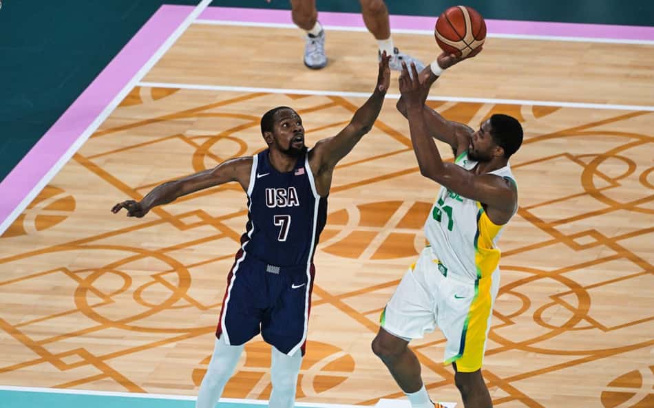 Astro do Dream Team rasga elogios a Bruno Caboclo, destaque do Brasil nas Olimpíadas: 'Fiquei impressionado'