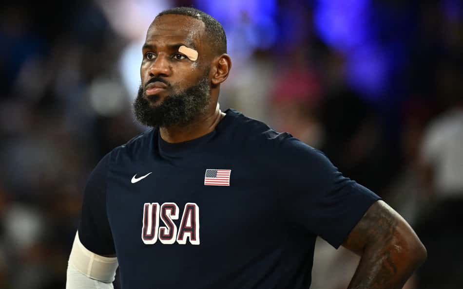 Ex-companheiro questiona prêmio dado a LeBron James e afirma: 'Não está no nível de Jordan'