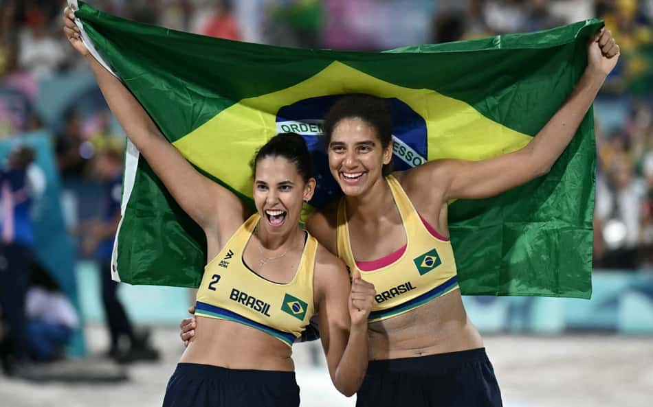 Web vai à loucura com ouro de Ana Patrícia e Duda: 'Mulheres no topo'