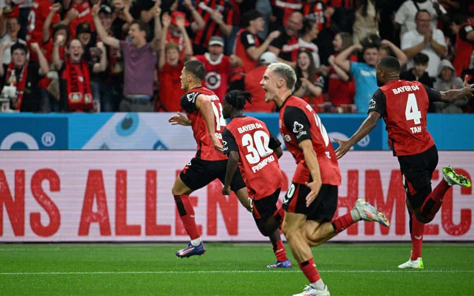 Bayer Leverkusen arranca empate no final e torcedores vão à loucura: 'Pacto'