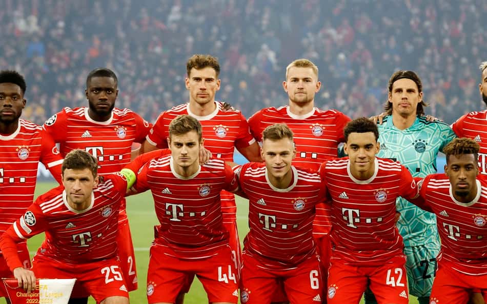 Manchester United anuncia a contratação de dupla do Bayern de Munique