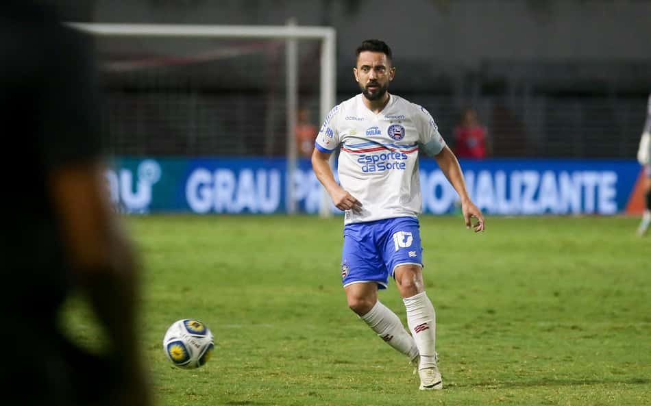 Torcedores do Bahia vão à loucura com gol de Éverton Ribeiro: 'Gênio'