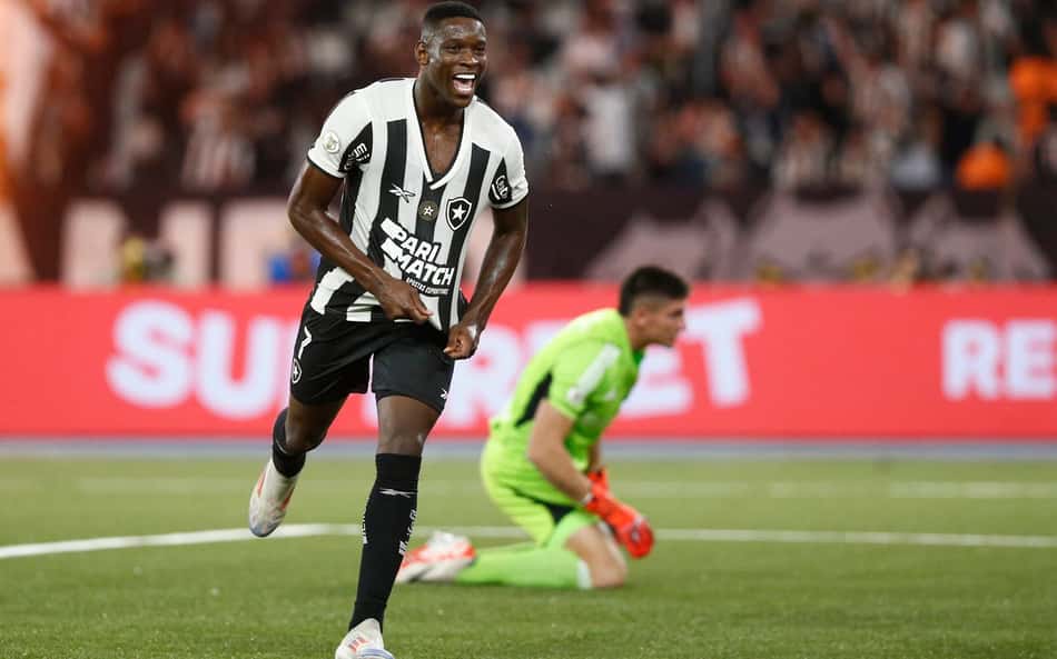 Luiz Henrique não descarta retorno a Europa e declara: 'Quero trazer títulos ao Botafogo'