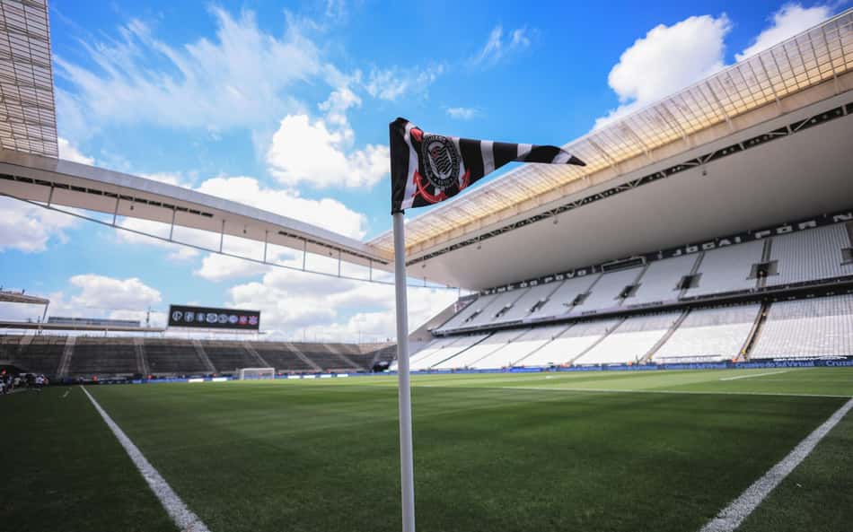Para sair da crise no Brasileirão, Corinthians mira confronto contra o Flamengo: 'vai ser uma guerra'