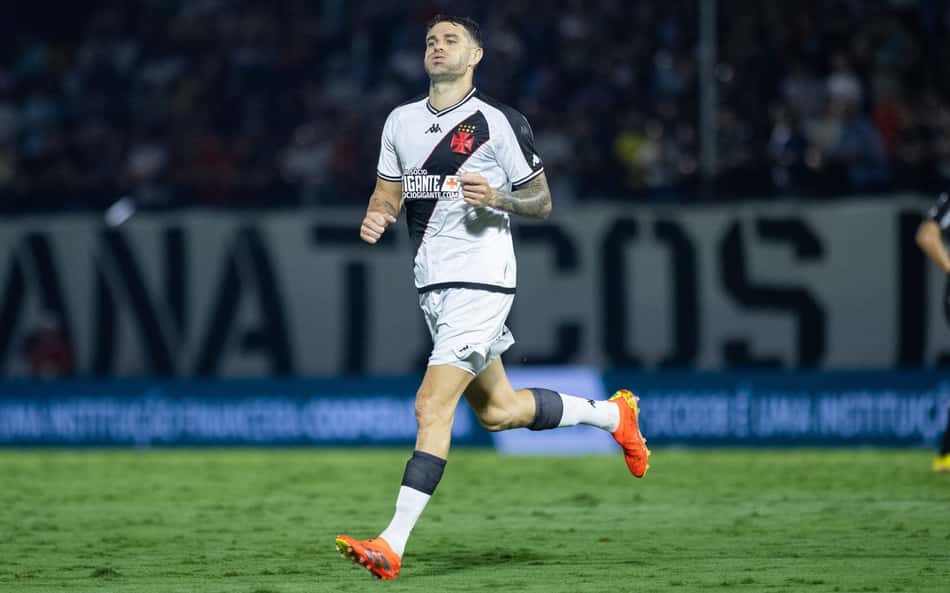 Rafael Paiva explica ausência de Vegetti em Vasco x Criciúma: 'Mais do que o aceitável'