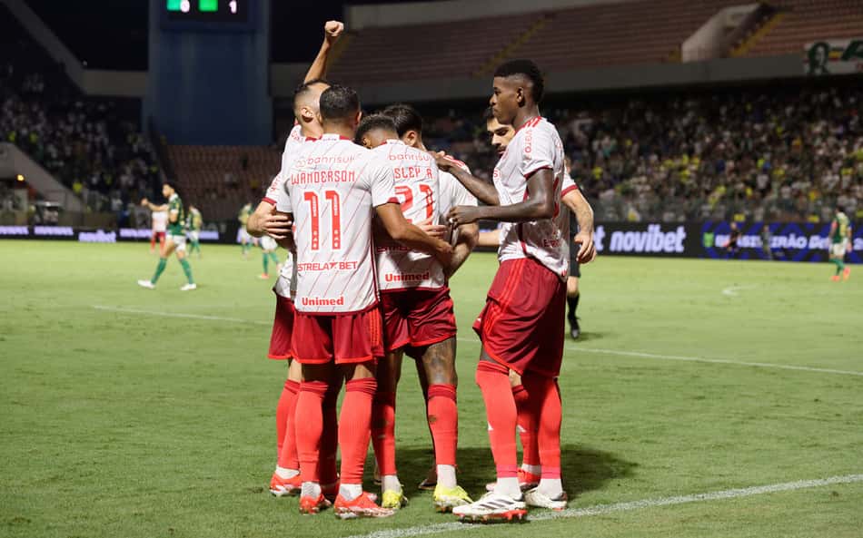 Atlético-GO x Internacional: onde assistir, escalações e horário do jogo do Brasileirão