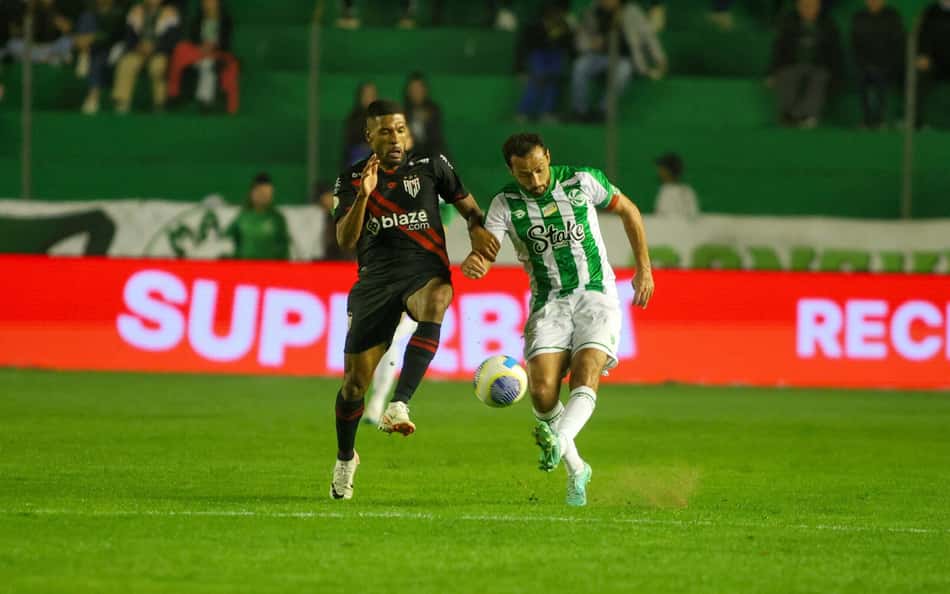 Atlético-GO x Juventude: onde assistir, horário e escalações do jogo pelo Brasileirão