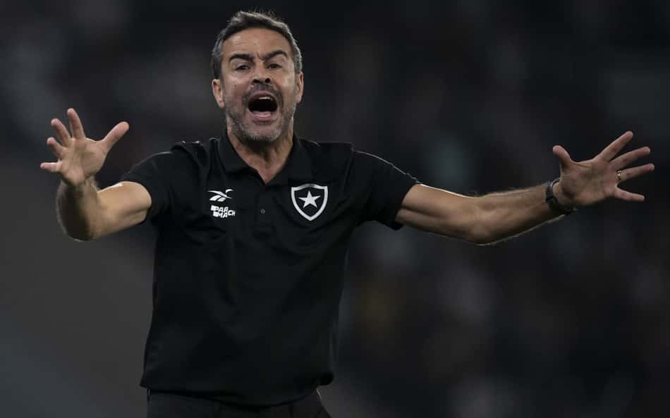 Artur Jorge elogia Palmeiras, mas vê Botafogo superior: 'Nós dominamos o jogo'