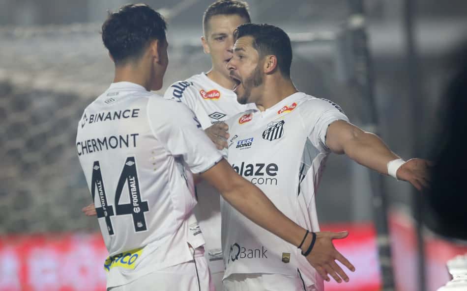 Santos x Sport: onde assistir ao vivo, horário e escalações do jogo pela Série B