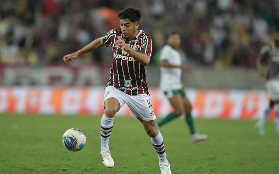 Nonato comenta saída de Fred do Fluminense: 'Me pegou de surpresa'