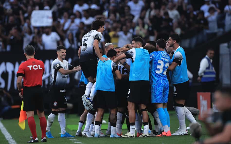 Corinthians busca quebrar tabu e sair do Z4 do Brasileirão