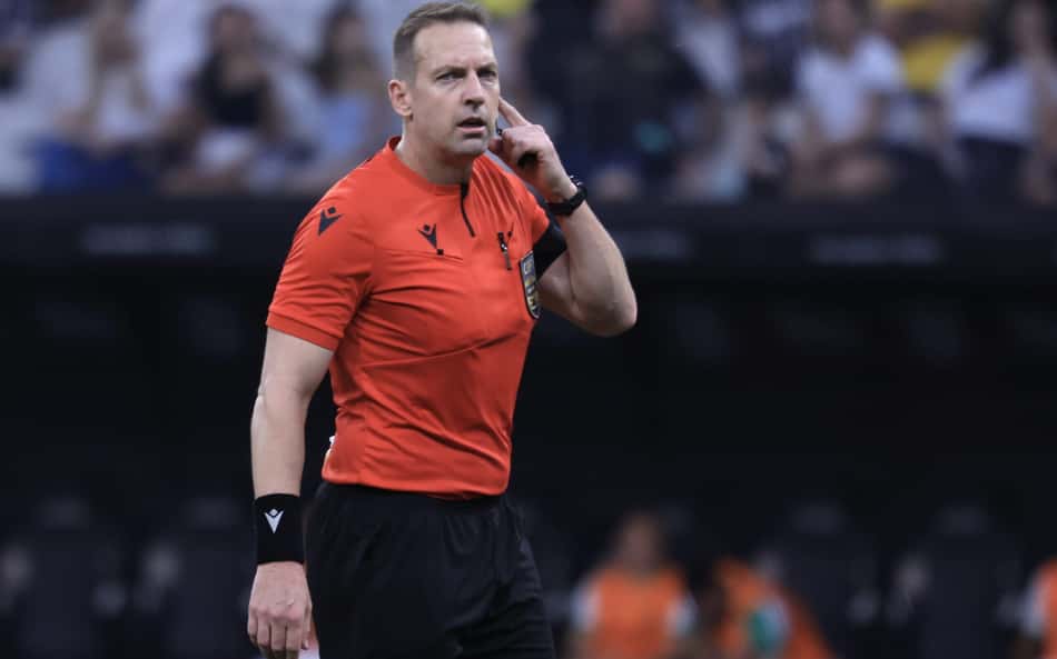 Torcedores acusam arbitragem após pênalti não marcado em Corinthians x Juventude: 'Roubo descarado'