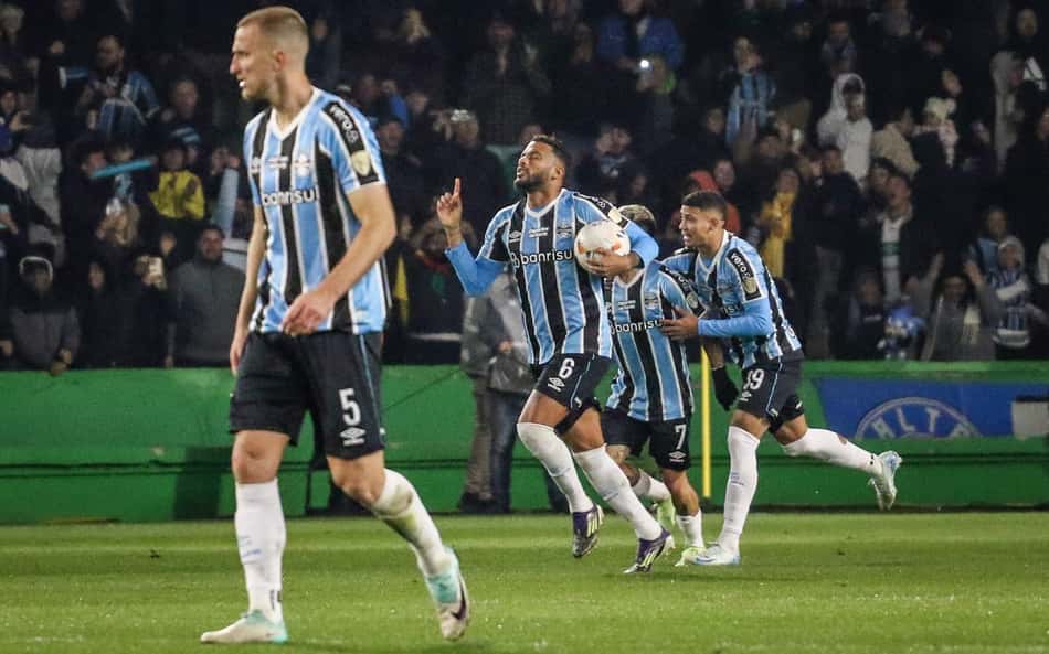Próximo a retornar à Arena, Grêmio terá 5ª 'casa' no ano contra o Bahia
