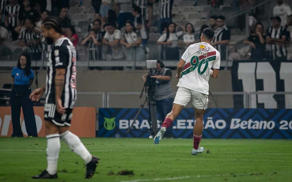 Milito fala em 'crise futebolística' após novo revés do Atlético-MG