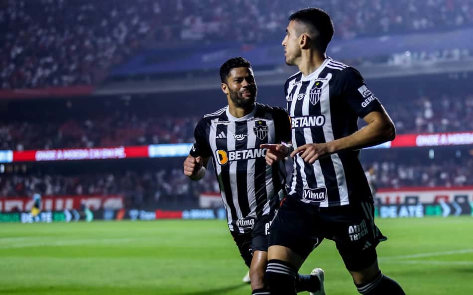 Jornalista critica postura da torcida do Atlético-MG em minuto de silêncio a Izquierdo
