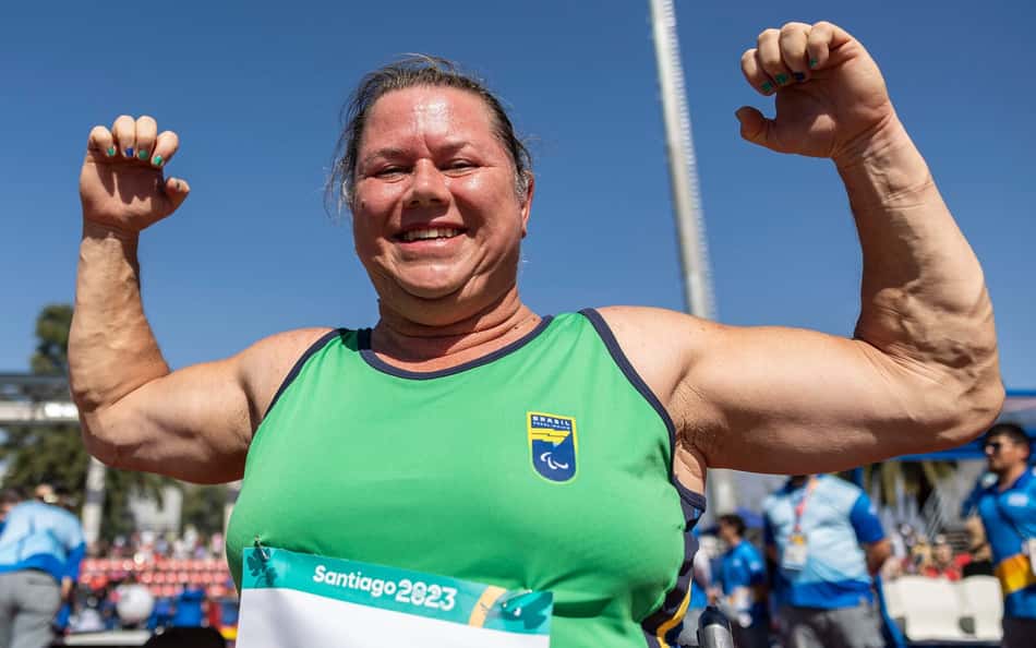 Quem é Beth Rodrigues, porta-bandeira do Brasil nas Paralimpíadas de Paris?