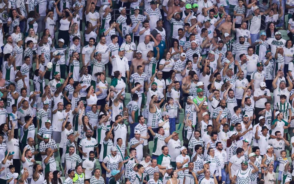 Torcida organizada do Palmeiras é proibida de frequentar estádios em São Paulo