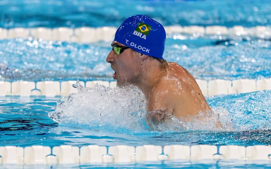 Talisson Glock conquista medalha de bronze nos 200m medley da natação 2