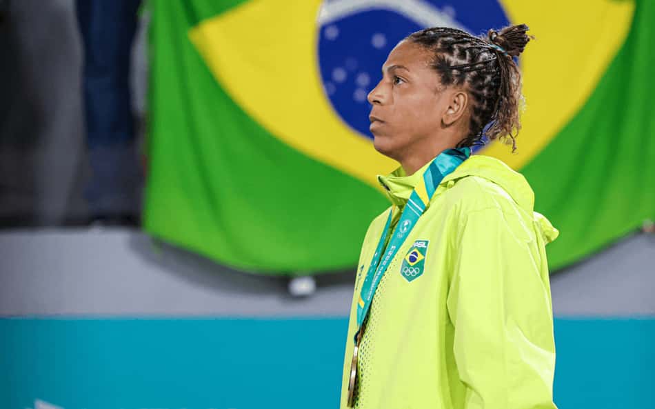 Rafaela Silva relembra 'erro grotesco' da arbitragem e comenta punição nas Olimpíada