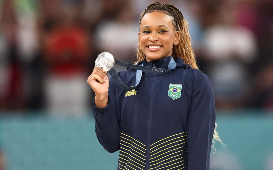 Rebeca Andrade é a brasileira com mais medalhas em Olimpíadas; veja quem ela superou