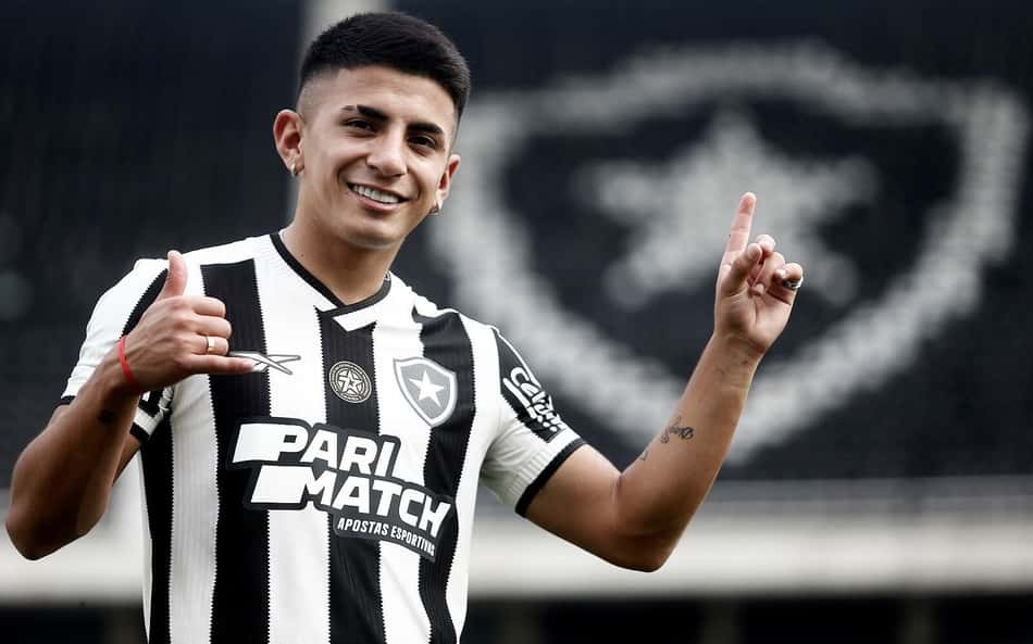 Com reforço de peso, Botafogo está escalado para encarar o Bahia