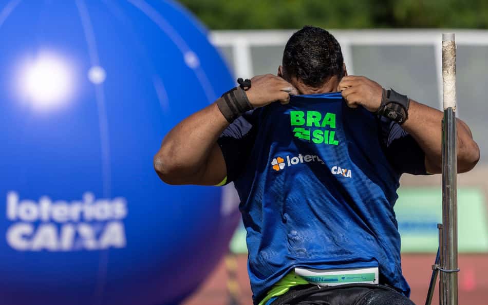 Recordista paralímpico brasileiro fica sem medalha em Paris