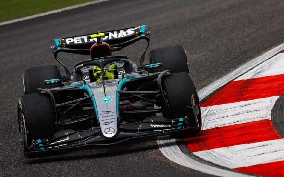 Mercedes destaca 'ícone' Hamilton e espera 'nova era' na Fórmula 1 a partir de 2025