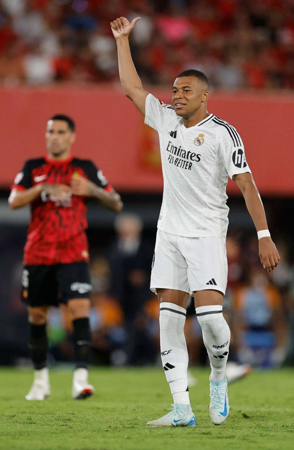 Saiba onde assistir aos jogos do Real Madrid, clube do astro Mbappé. (Foto: OSCAR DEL POZO / AFP)