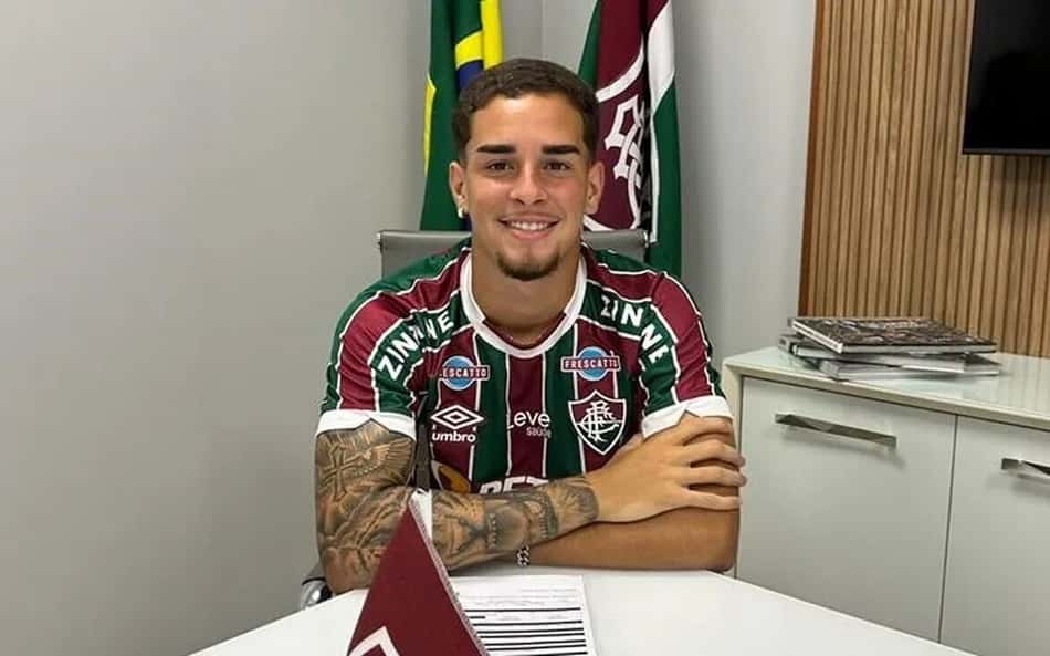 Palmeiras acerta contratação por empréstimo de revelação das categorias de base do Fluminense