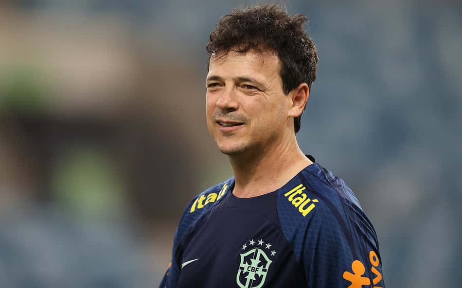 Fernando Diniz é cotado para assumir clube da Série A