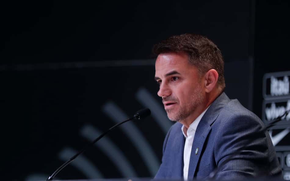 Rodrigo Caetano rebate Landim sobre lesão de Pedro: 'Controle de carga existe'