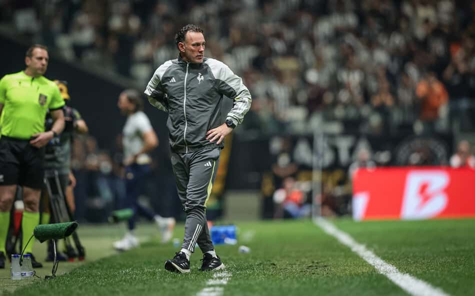 Milito analisa classificação do Atlético-MG diante do São Paulo na Copa do Brasil: 'Não geraram perigo'