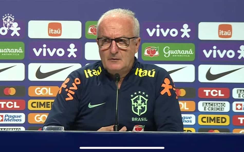 Dorival elogia Seleção Brasileira, mas admite: 'faltam detalhes perto da área adversária'