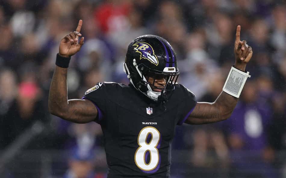 AFP__20240930__2175622486__v1__HighRes__BuffaloBillsVBaltimoreRavens-scaled-aspect-ratio-512-320