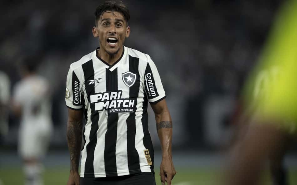 Botafogo fará economia milionária com saída de Damián Suárez; entenda
