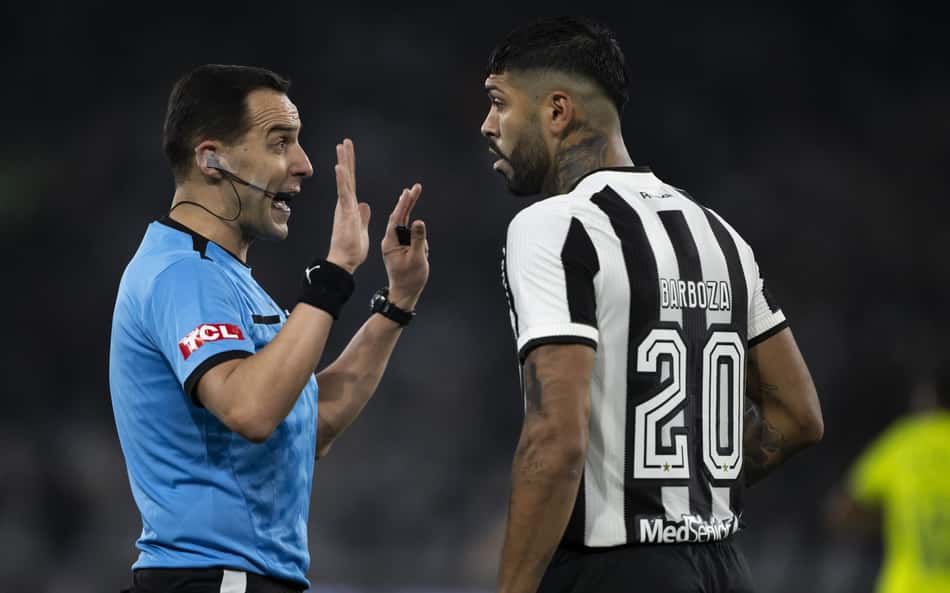 Conheça Esteban Ostojich, árbitro da partida entre Botafogo e São Paulo pela Libertadores