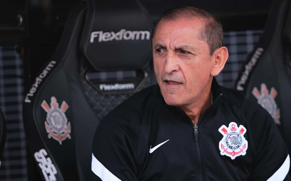Ramón Díaz valoriza vitória do Corinthians sobre o Flamengo: 'Fomos muito superiores'
