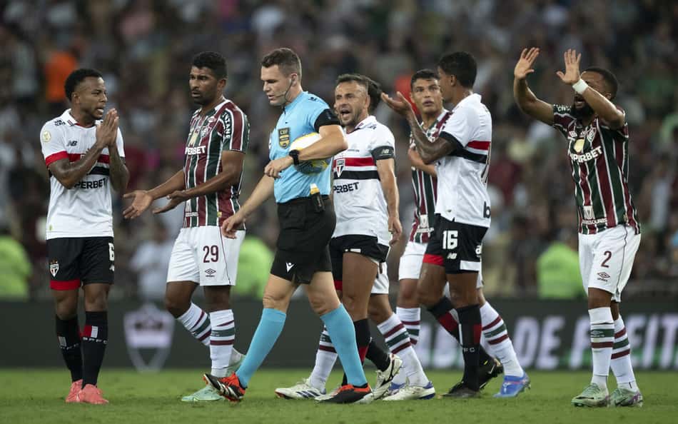 AGIF24090119365373-1-scaled-aspect-ratio-512-320