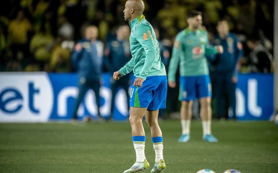 De volta à Seleção Brasileira, Lucas Moura admite frustração: 'Atuação abaixo'