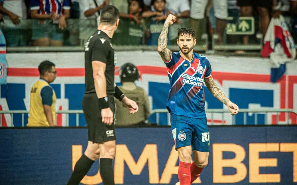 Bahia domina, faz três gols no segundo tempo e vence o Atlético-MG
