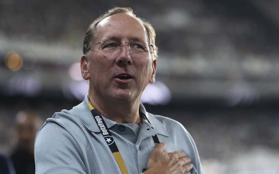 Reforço desta temporada deixa o Botafogo sem estrear e alega 'motivos familiares'