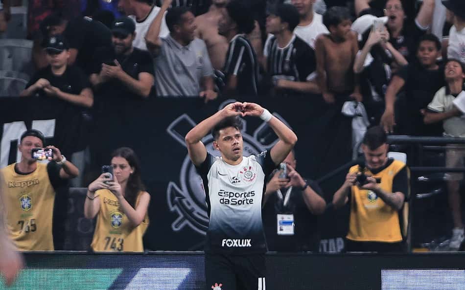 Após classificação, Romero projeta "finais" do Corinthians no Campeonato Brasileiro
