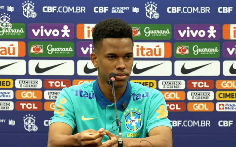 Jornalista fica 'assustada' com declaração de Estêvão sobre Neymar: 'Ele é exemplo de quê?'