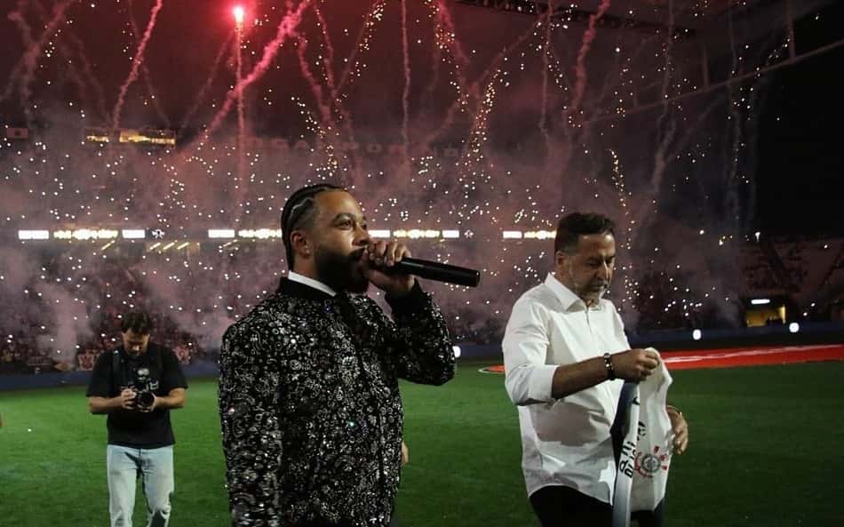 Depay: 'Vi o que significa jogar pelo Corinthians'