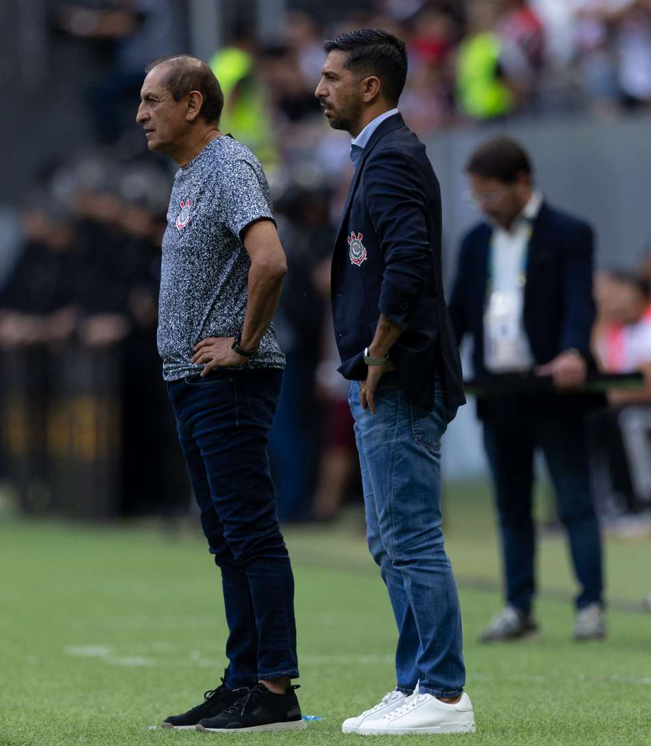 Emiliano e Ramón Díaz no clássico entre São Paulo e Corinthians 2909
