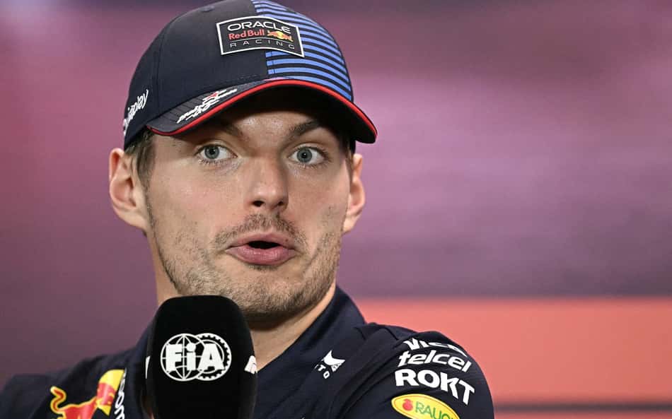 FIA pune Verstappen por 'linguajar rude' em coletiva da F1; entenda