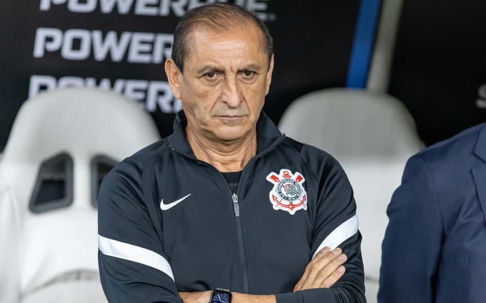 Ramón elogia comprometimento e vê caminho para recuperação do Corinthians no Brasileiro