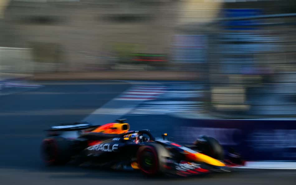Mercedes aponta motivos para 'declínio incrível' da Red Bull na F1